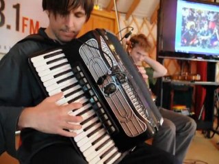 Accordéon sous la yourte