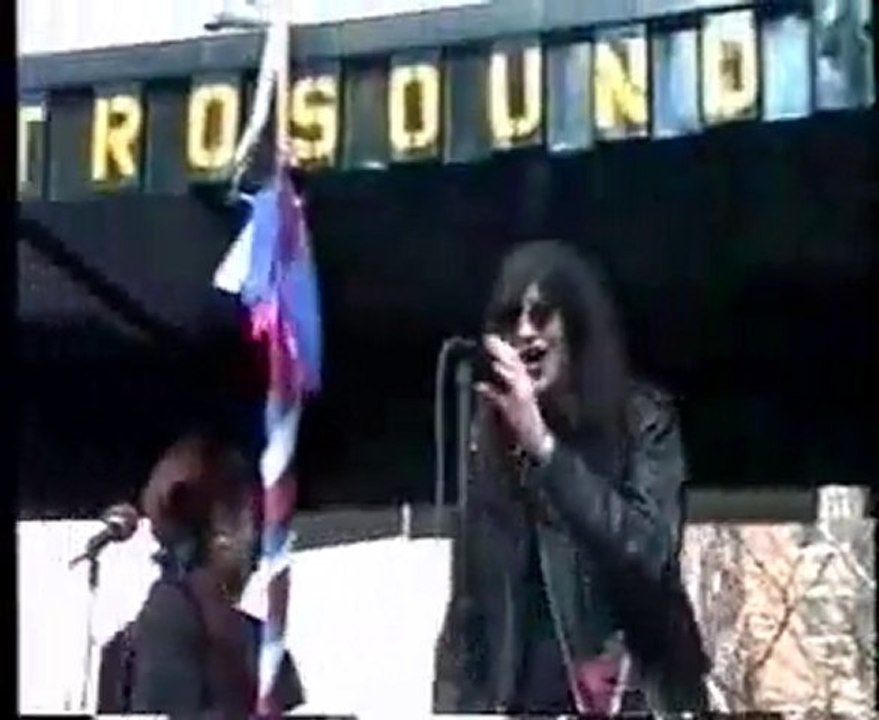 Jerry Brown Rally 1992 with Joey Ramone and Skinny Bones NYC