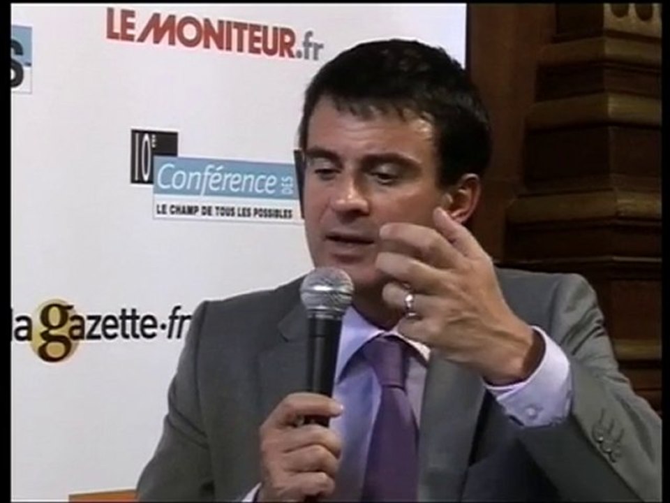 Interview de Manuel Valls, maire d'Evry