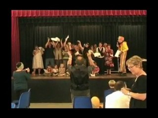 Anniversaire Patrick - Petit bonhomme en mousse