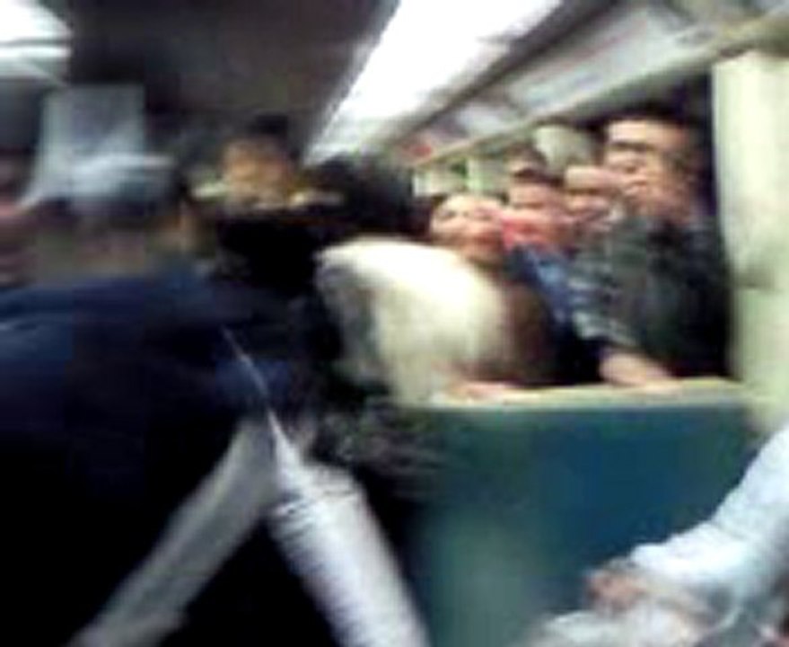 En allant a la manif' métro Lyon