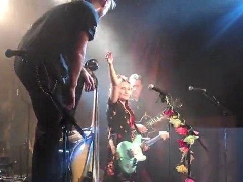 Hillbilly Moon Explosion @ Réservoir 13/10/10