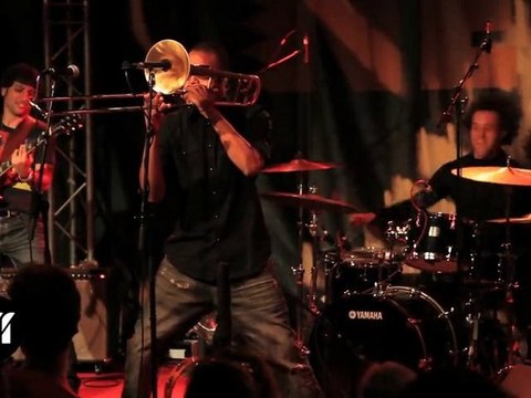 Troy Trombone Shorty Andrews & Orleans Avenue en live