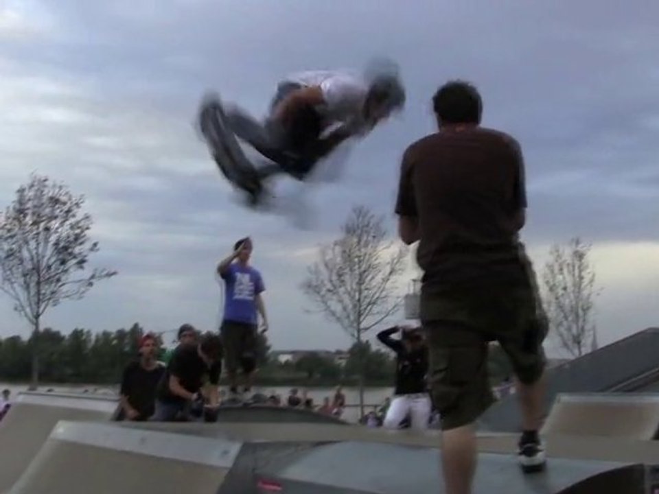 Double Backflip Streetboard [ HD ]