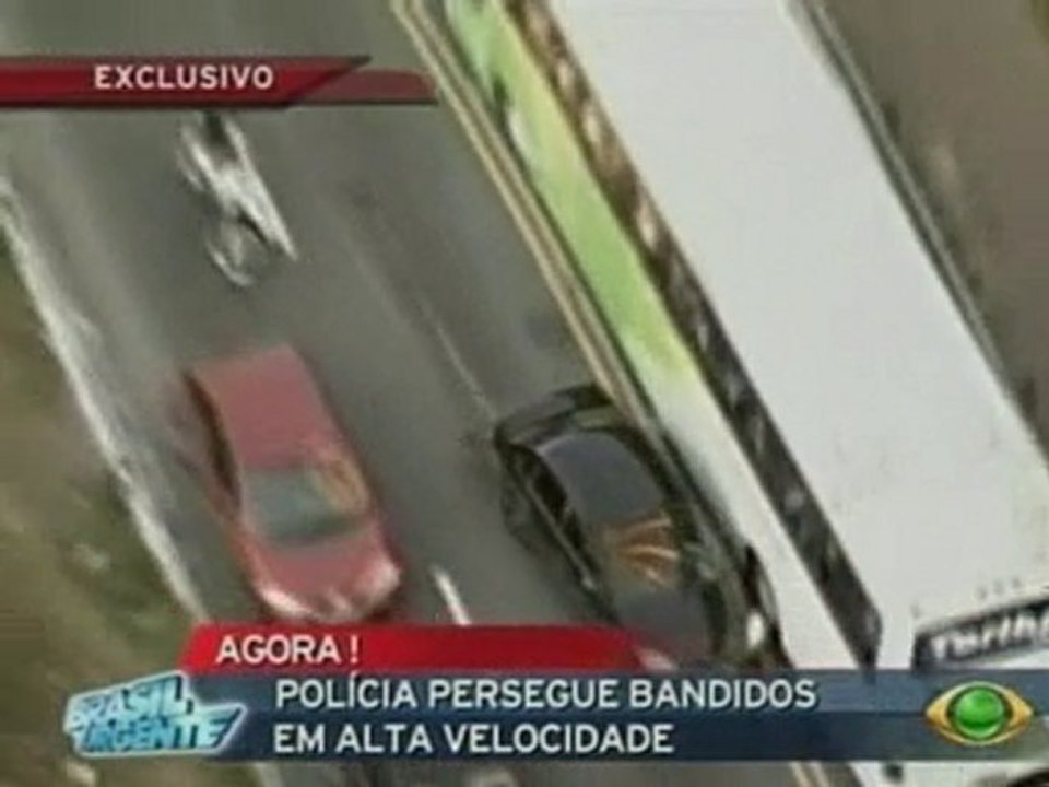 Dramatic Brazilian car chase ends in arrest