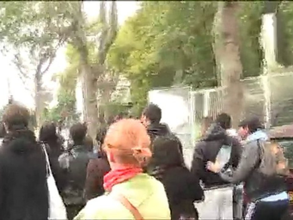 C'est dans la rue qu'ça se passe.16/10/10 Saint-Denis 93200