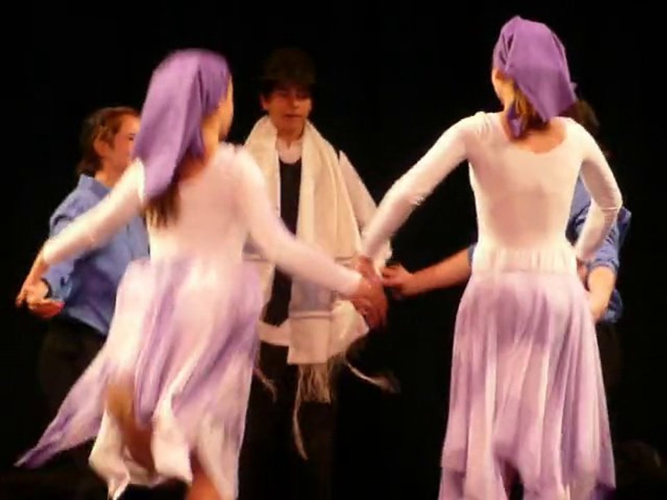 THE HORA