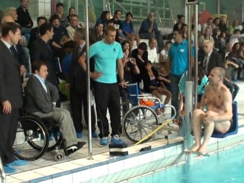 Piscine Jean-Medecin Handisport
