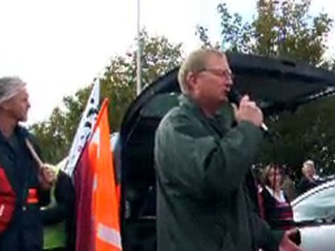 manif du 16 octobre 2010 à Laon SUD RAIL appelle à la greve