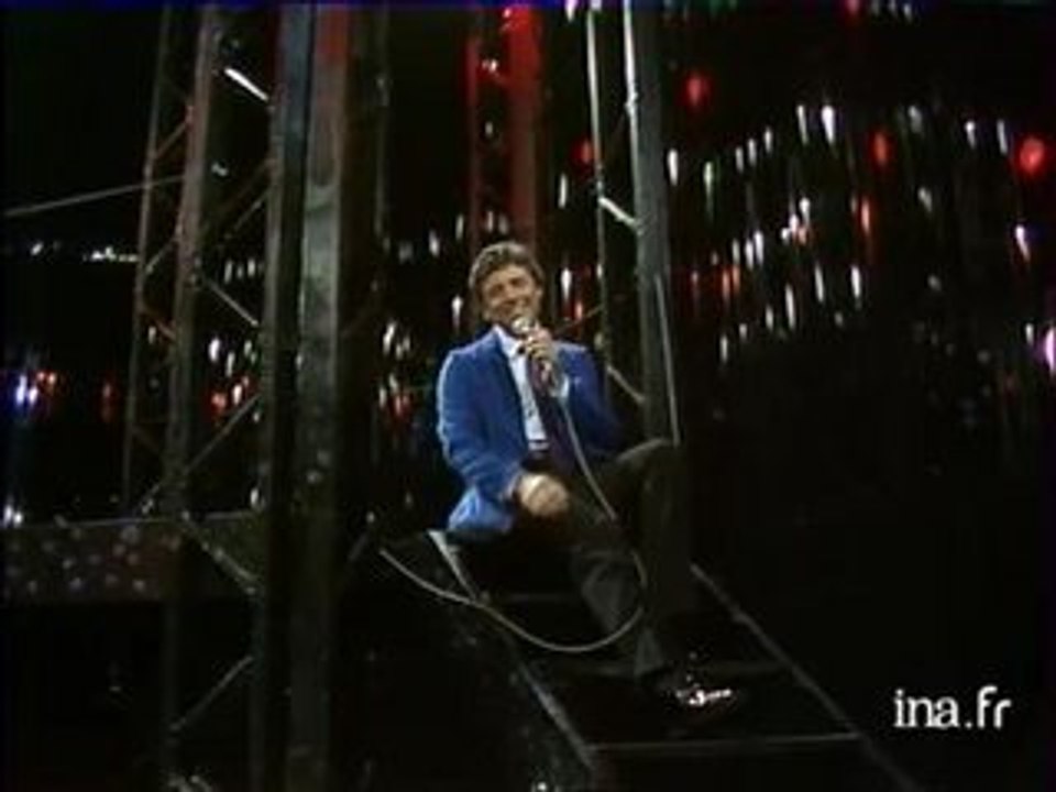Sacha Distel "Donne-moi la main encore"