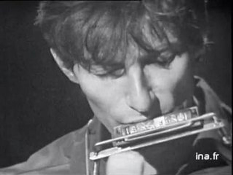 Hugues Aufray "A quoi ça sert de chercher à comprendre"