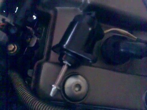 IDLE AIR CONTROL VALVE