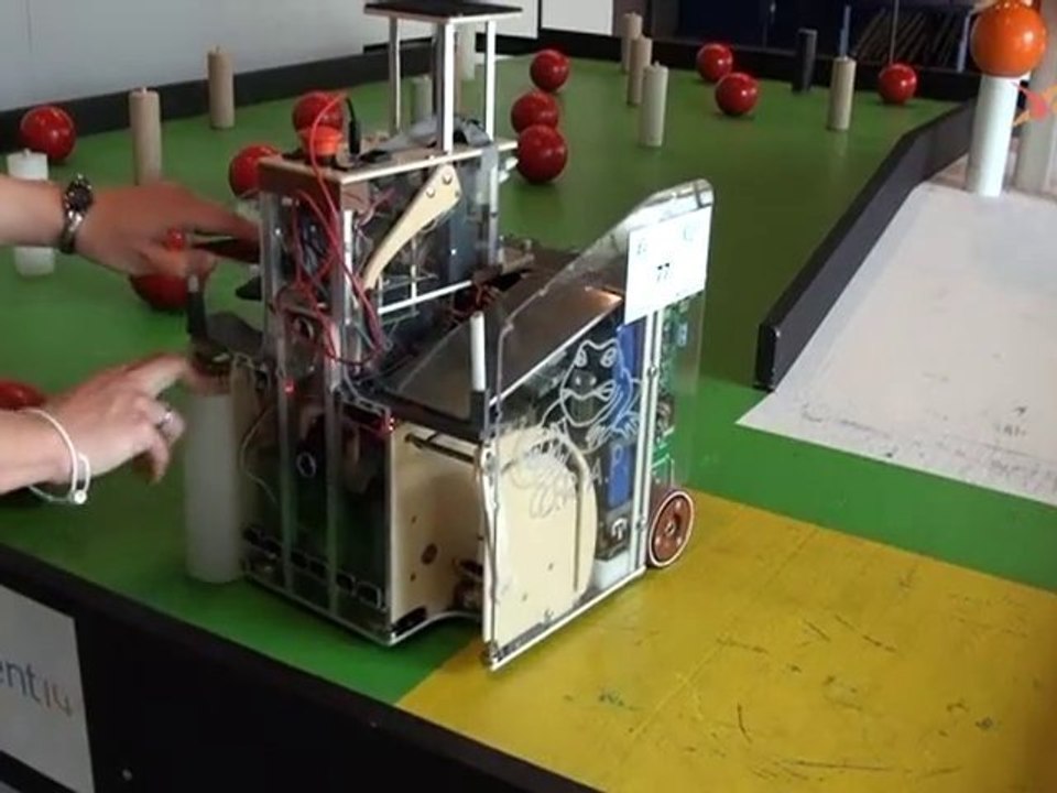 Feed The World : coupe de France de robotique 2010