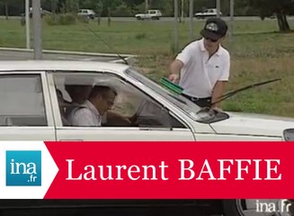 Laurent Baffie laveur de pare-brise à Saint-Tropez - Archive INA