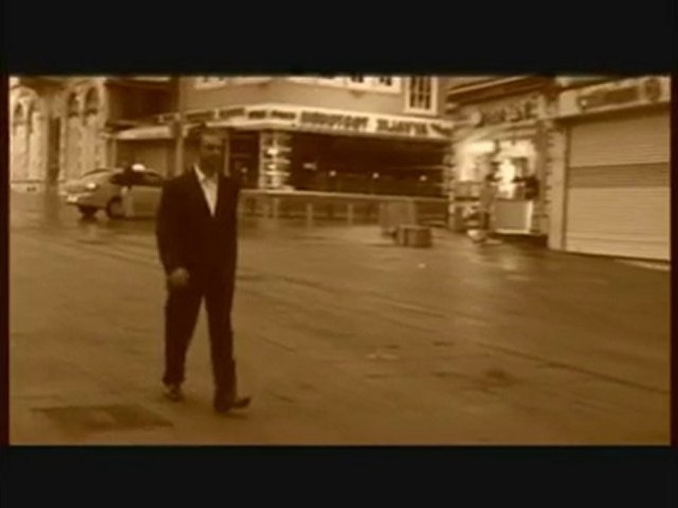 Abdullah Özdoğan-Bu Şehir Orjinal Video Klip 2010