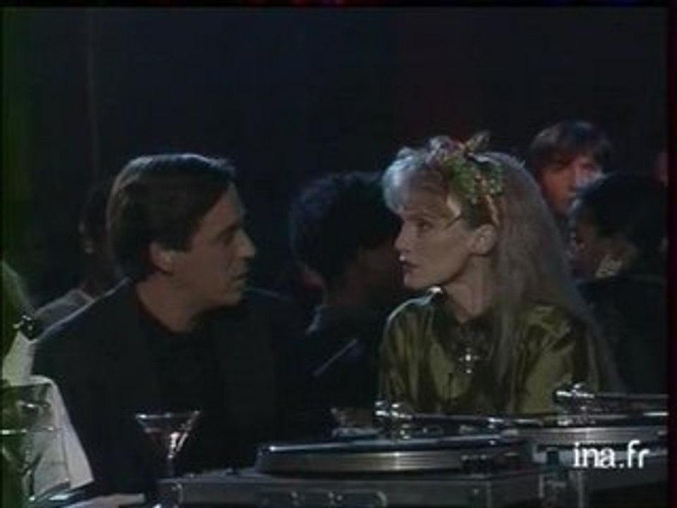Blind test : Arielle Dombasle