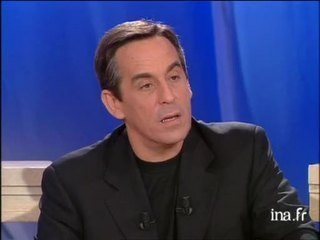 Hyperview : Arielle Dombasle