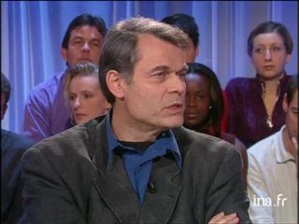 Michel Noir à propos de sa carrière d'écrivain et d'homme politique