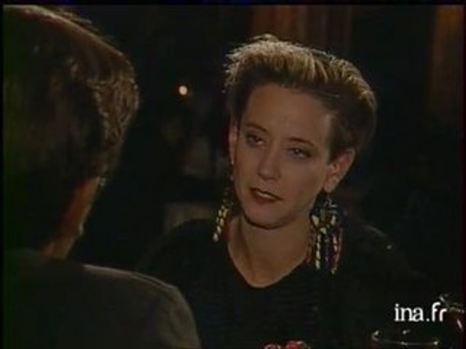 Questions cons : Claudia Phillips - Archive INA