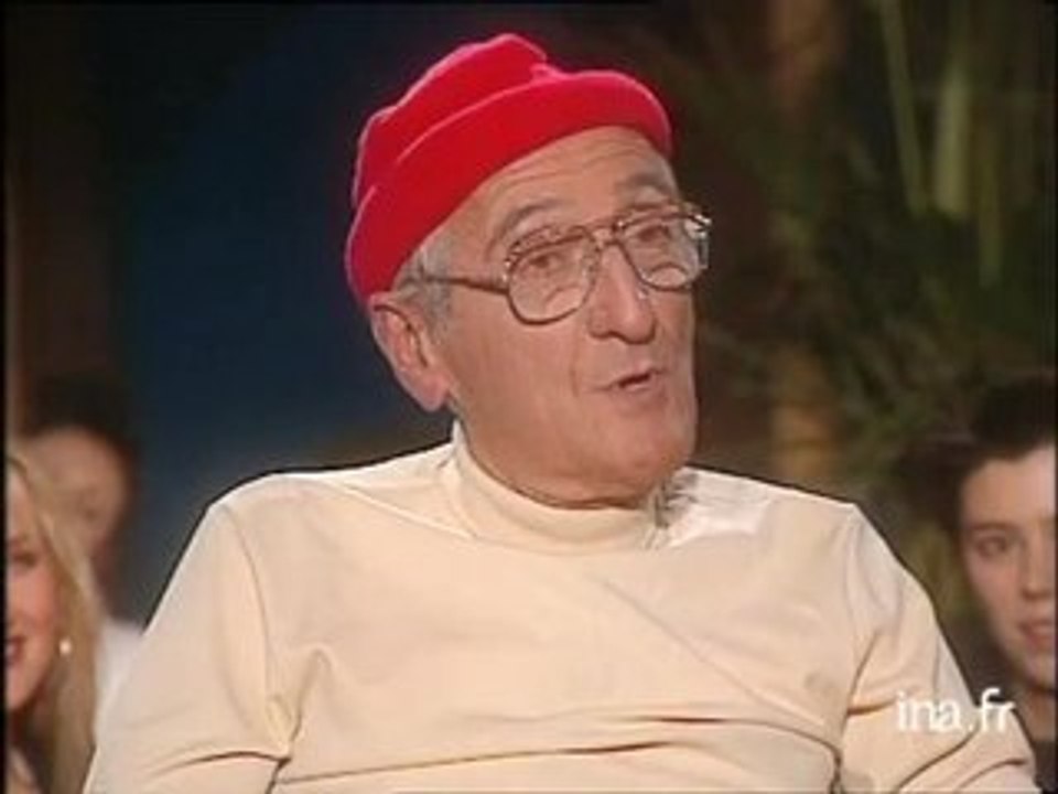 Jeu Info ? Intox ? "un détecteur de pervenches ?"