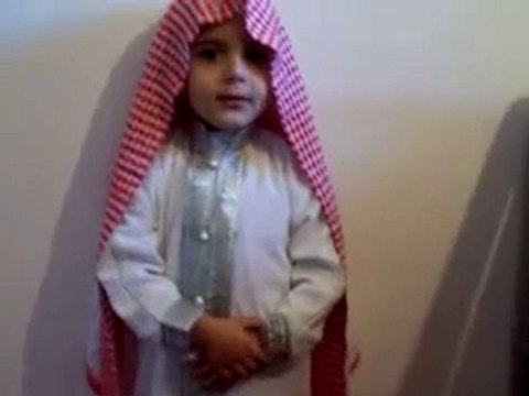 Mach'Allah enfant recite petite Sourate du Coran