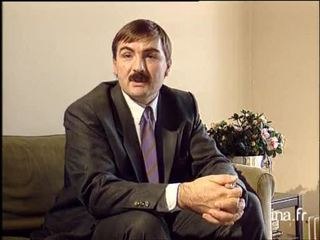 Info ? Intox ? Des chemisiers anti-odeurs à l'étude pour les hôtesses de la swissair ?