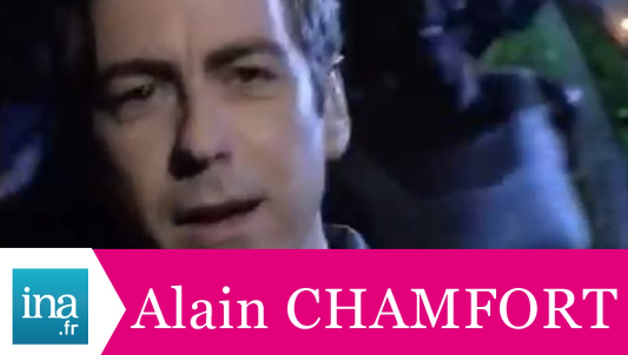 Alain Chamfort "Souris puisque c'est grave" (live officiel) - Archive INA