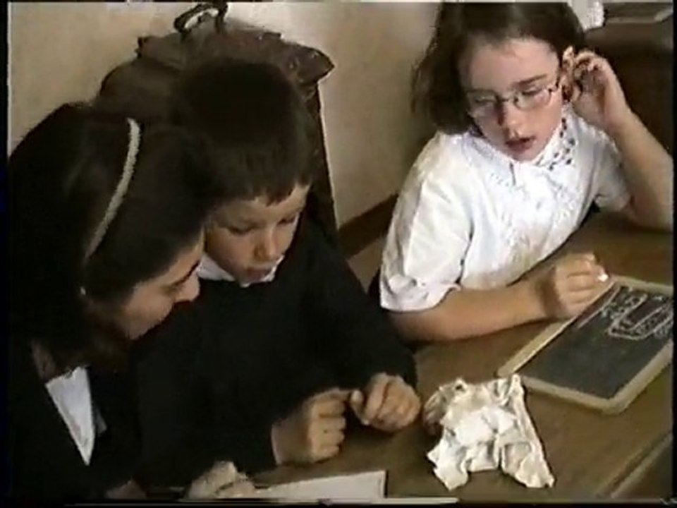 Fête Battages Hénansal 1999 - Thierry Louis - L'école