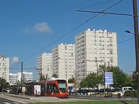 Le Mans : tramway quartier les Sablons