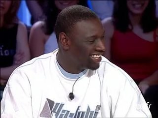 Quand je taperai dans mes mains tu seras Omar et Fred - Archive INA