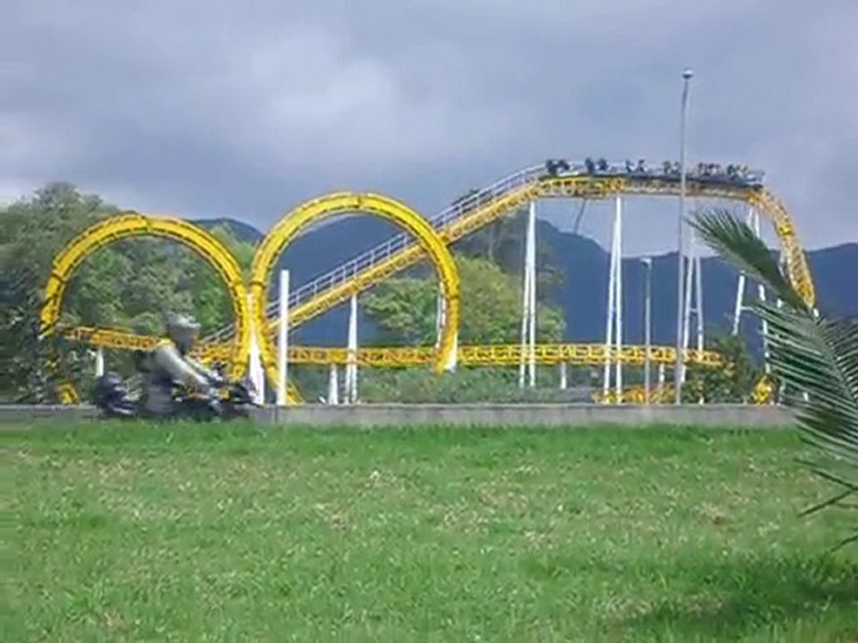 montagnes russes et montagnes colombiennes