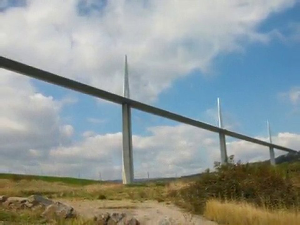 Millau1