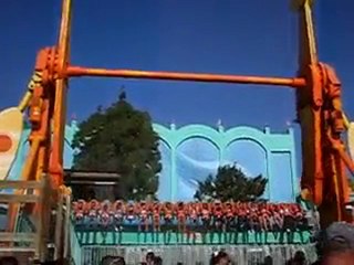 Bizim Lunaparkta Bu Olsa Manyak Olurdu