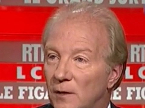 Lapsus d'Hortefeux: empreintes génitales