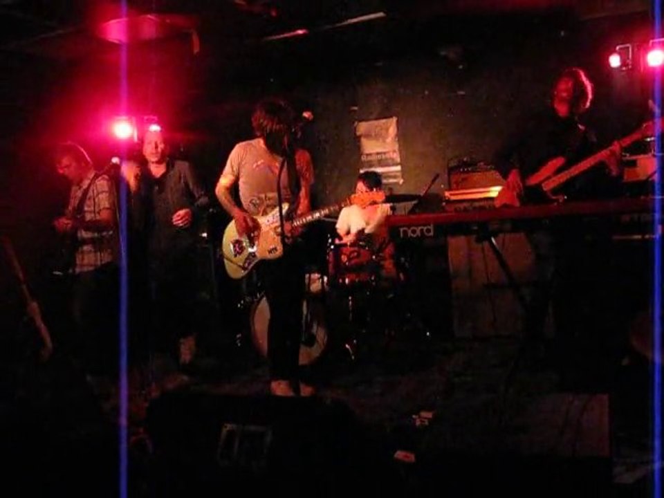 Les masques . Radiosofa