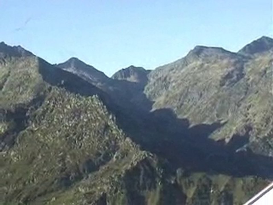 Vol dans les Pyrénées