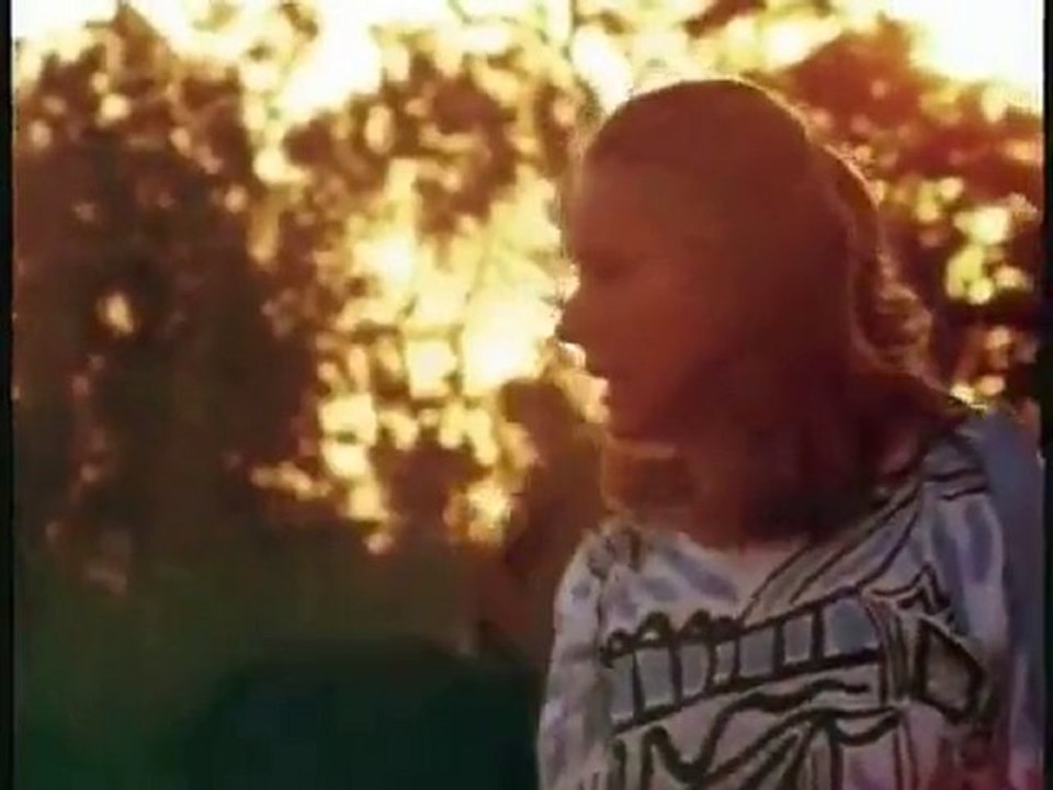 Return to Eden - Crocodille Scene