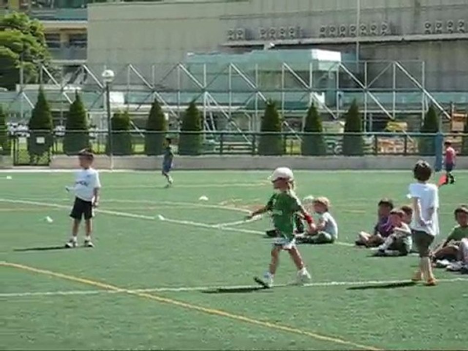 Lucie joue au foot - septembre 2010