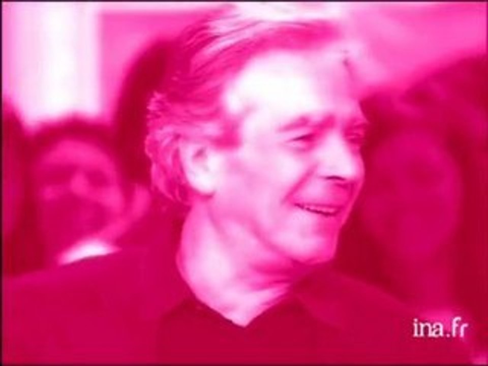 Pause bisou Pierre Arditi et Evelyne Bouix