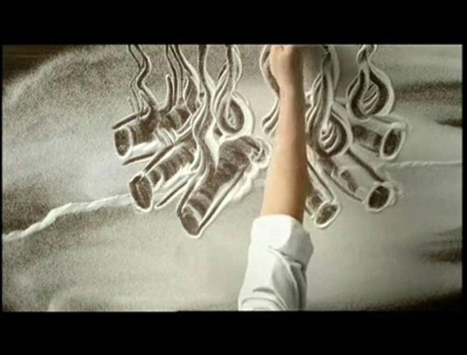 Ekmek reklamı deyip geçmeyin & Bread ad saying do not go.