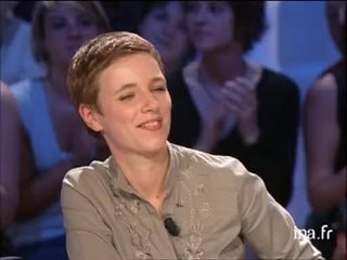 Clémentine Autain tire une carte