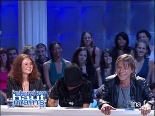 Interview Haut les mains Lena et Julia