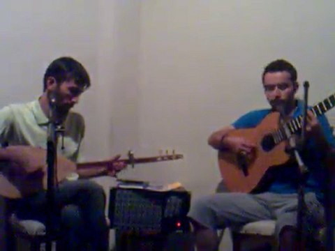 seni bana sımsıkı sarılı görenler olmuş - GRUP VOLKAN