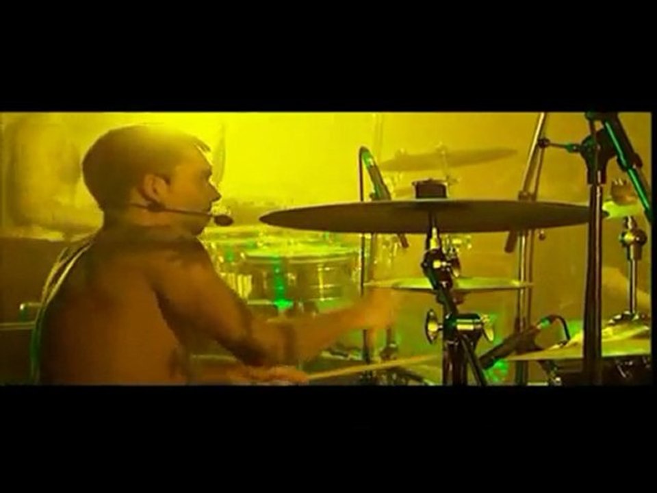 Manu Chao - Mr Bobby Live