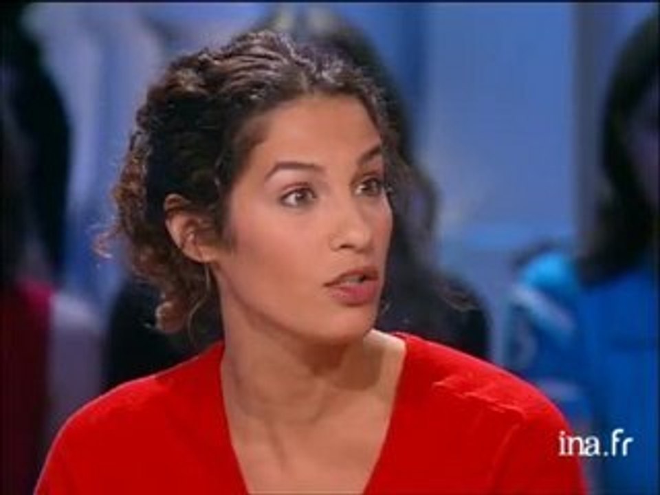 Pause bisou Elisa Tovati