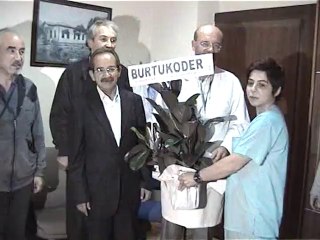 BURTÜKODER BDH'nde Uzmanı Dr Volkan’a Teşekkür belgesi Verdi