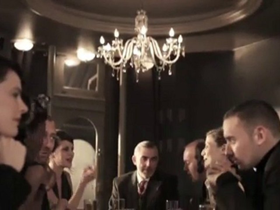 Chloé - Distant [official video]