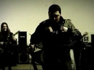 enBlanco «Suena a despedida (quizá es un ensayo)»