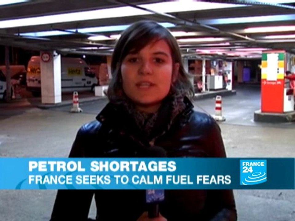 Govt vows to end blockade amid fears of fuel shortages