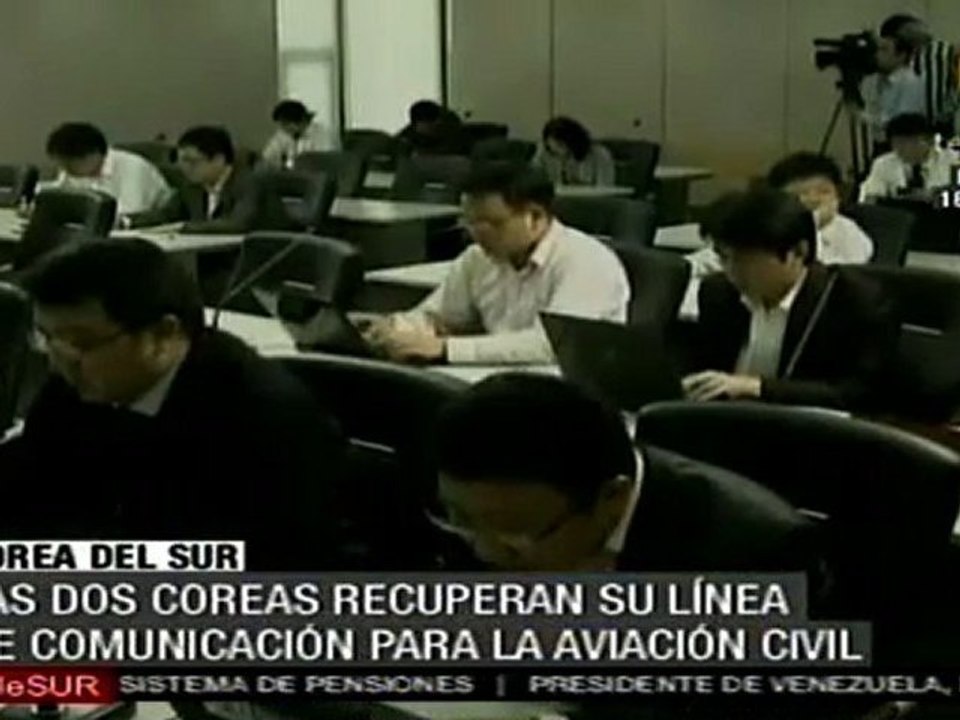 Las dos Coreas recuperan su línea de comunicación para la
